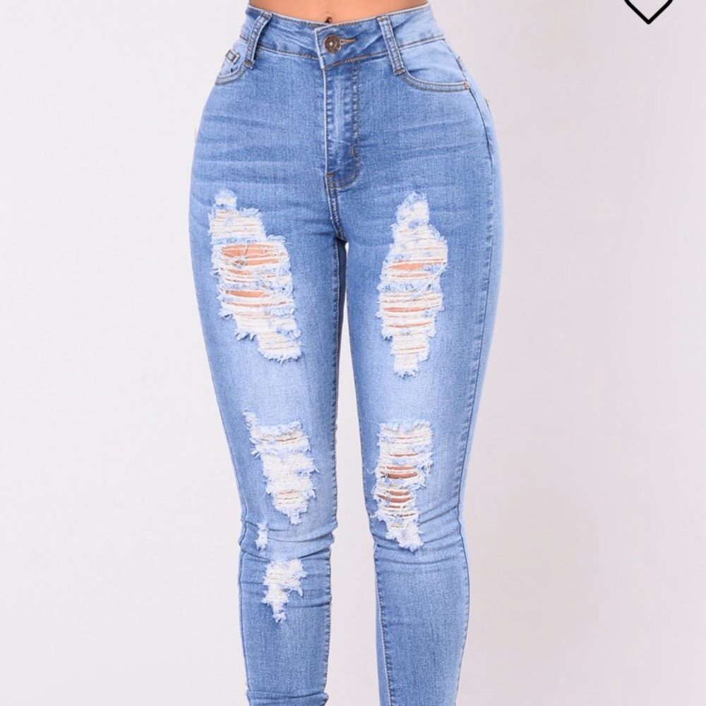Fashion Nova skinny jeans